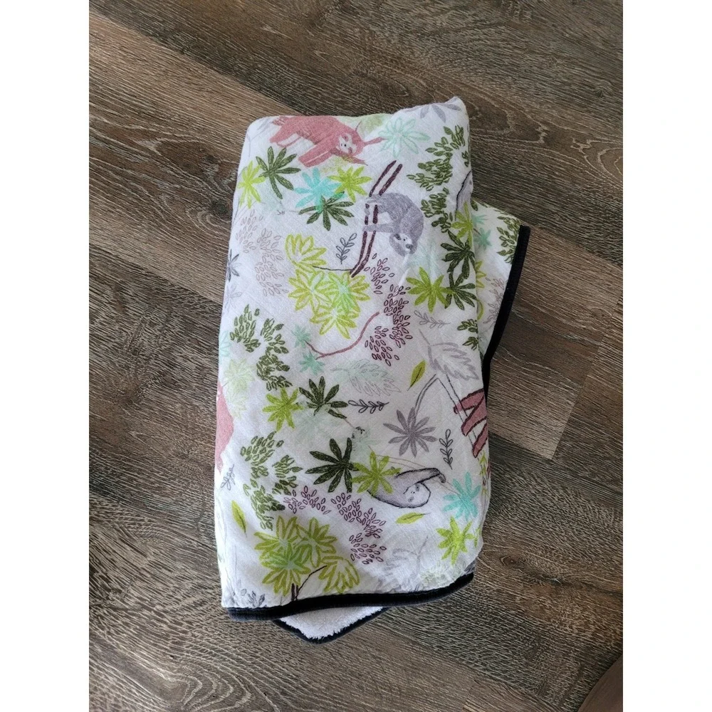 Lulujo Baby Hooded Towel Bamboo Cotton Muslin Sloth Jungle White Pink Green #7